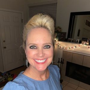 Meet your Posher, Sheryl